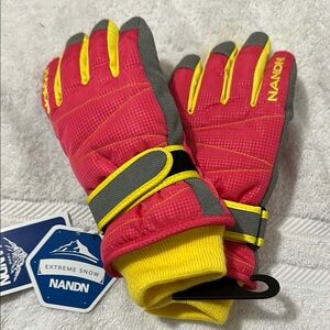 NANDN Pink and Yellow Snow Gloves